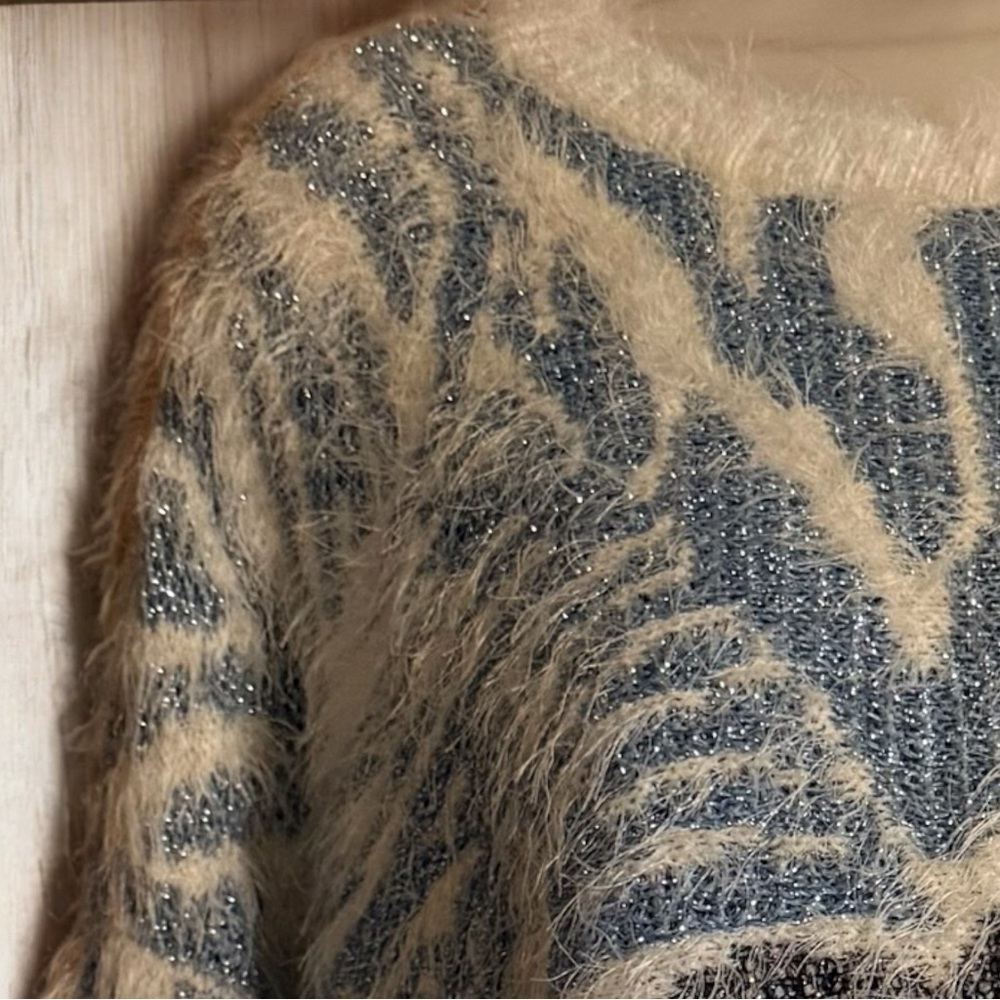 Enra & Lea Paris Eyelash Fuzzy Zebra Swirl Sweater Blue Ivory Brown | Size Small - Picture 4 of 8